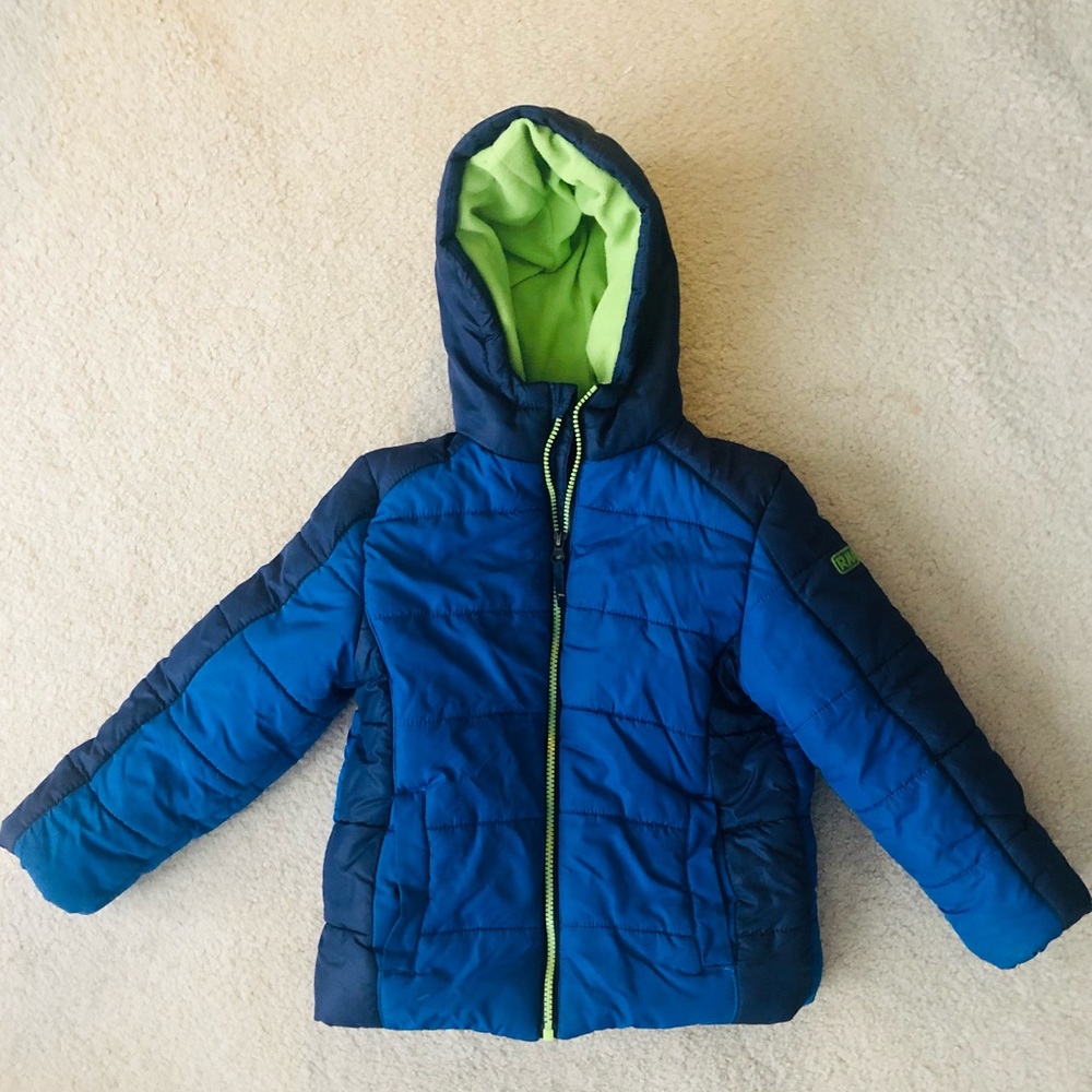Size 5/6 boys winter coat ❄️